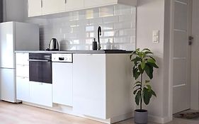 Apartment Eleven Long Gardens Old Town City Center